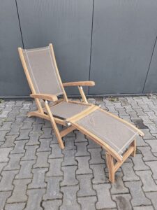 Serini Teak Textilene deckchair taupe